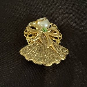 Gold Plated Pearl Pin